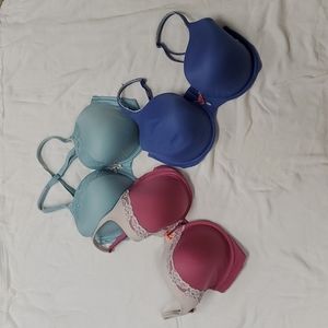 3 victoria secrets bra 36ddd